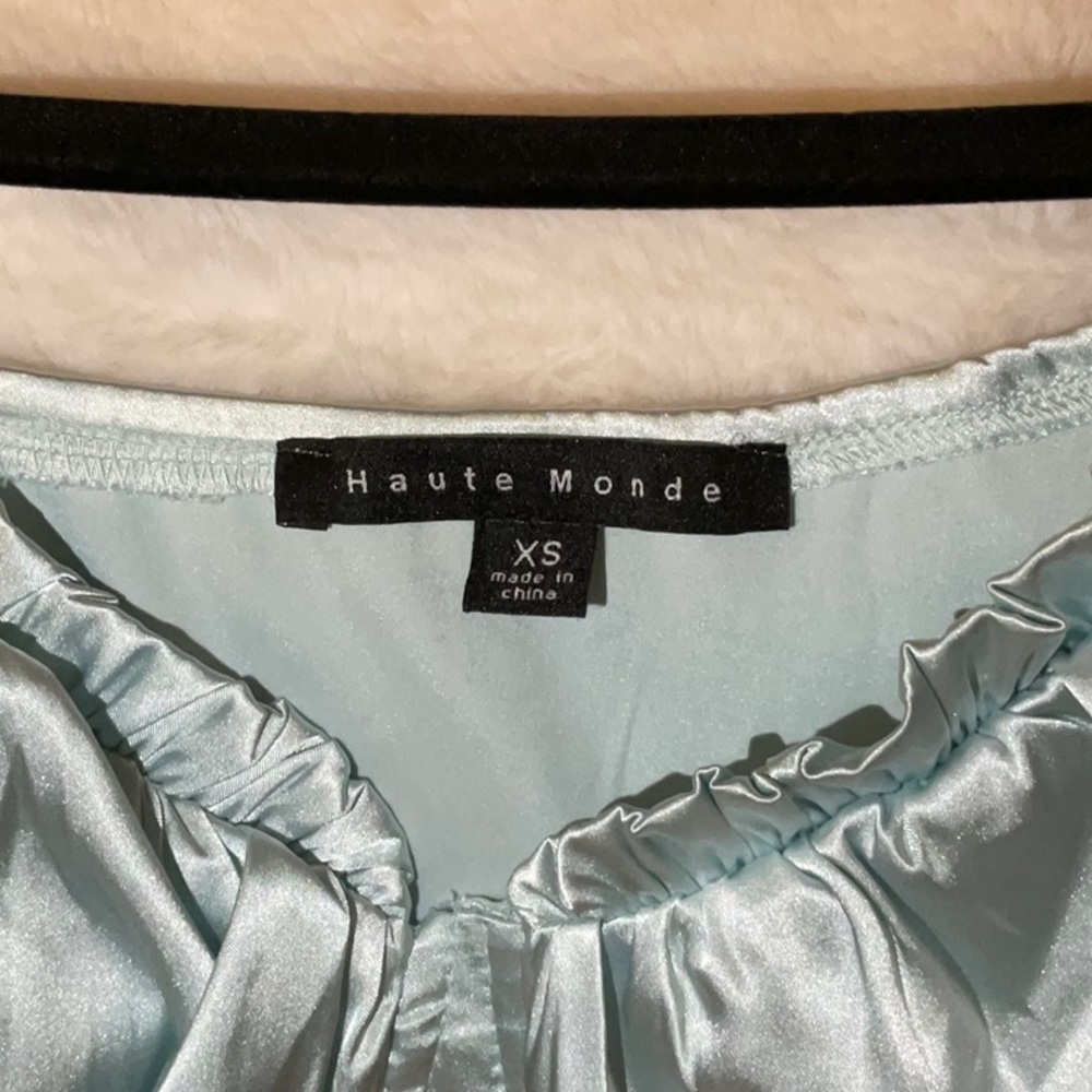 Blue Satin XS Crop Top Haute Monde - Picture 2 of 4